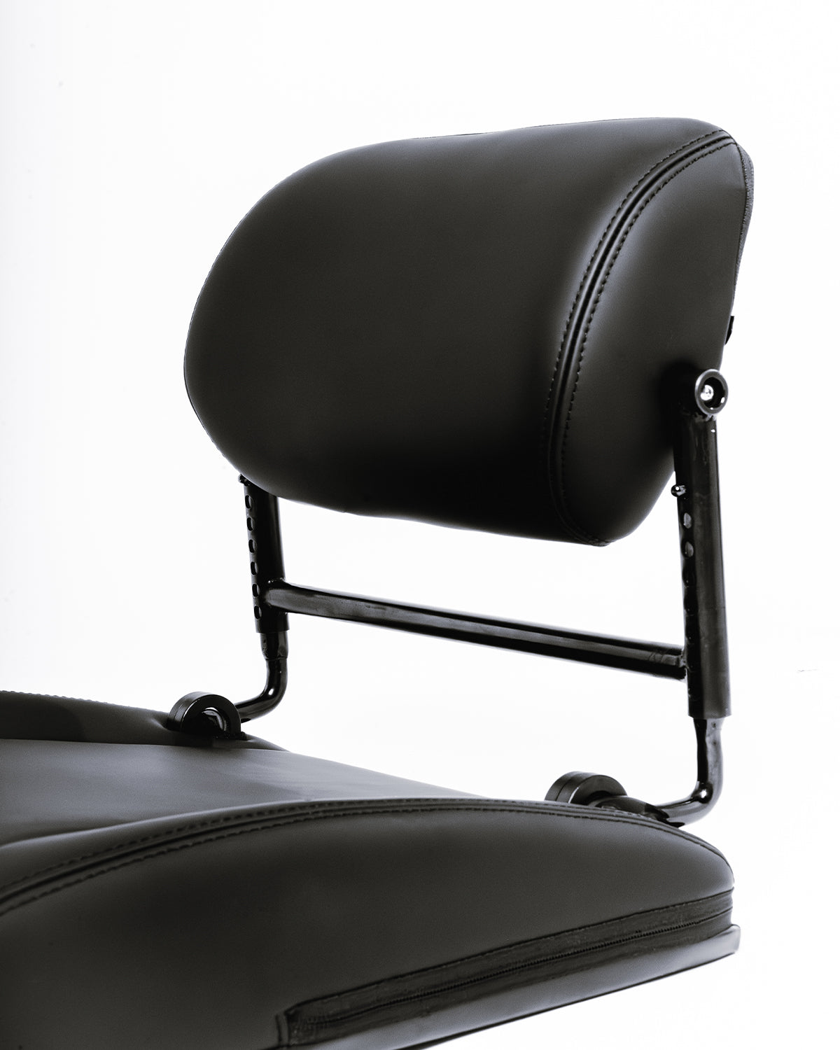 Lock in Perfect Posture, Anywhere.